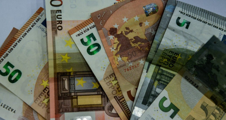 Από 1η Απριλίου 2023 ο νέος κατώτατος μισθός