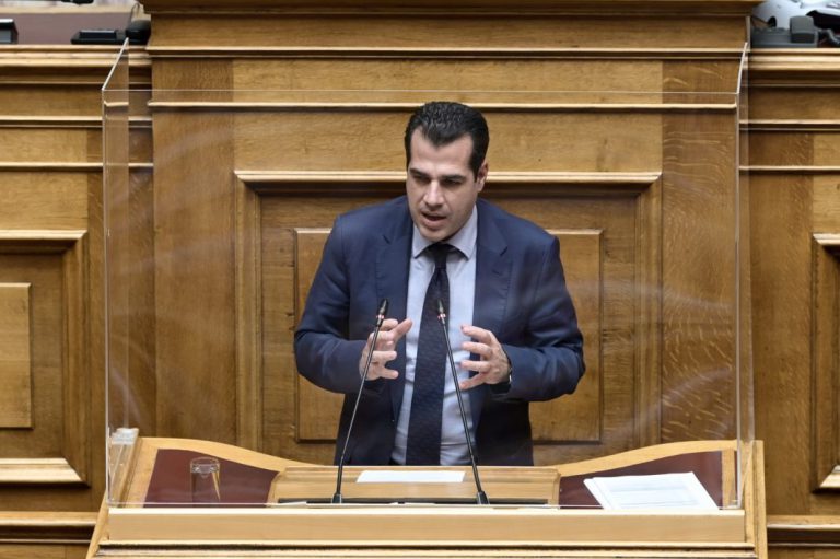 Παρέμβαση Πλεύρη στην Επίτροπο για τις ελλείψεις φαρμάκων στην ΕΕ