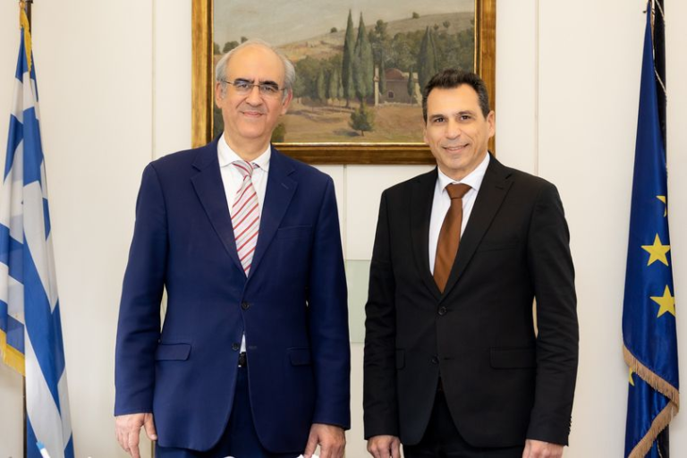 ΜΑΖΙ ΓΙΑ ΤΟ ΑΥΡΙΟ