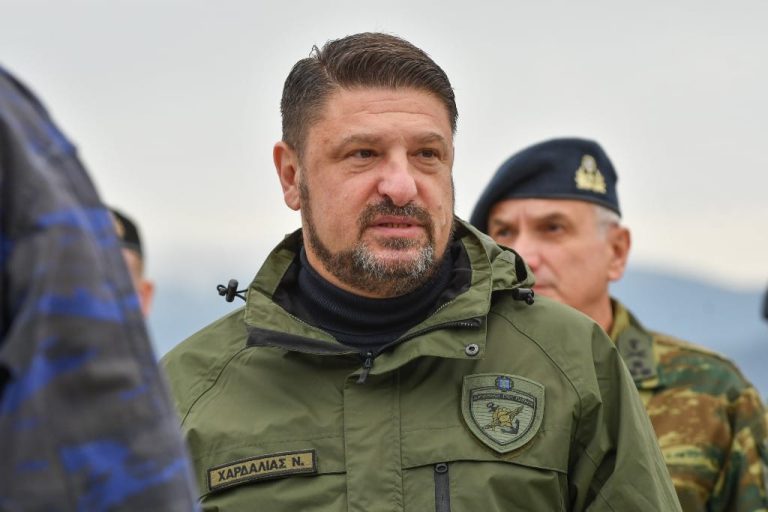 Με εντολή Δένδια ξεκινούν ασκήσεις πυρασφάλειας και έλεγχοι σε όλα τα στρατόπεδα