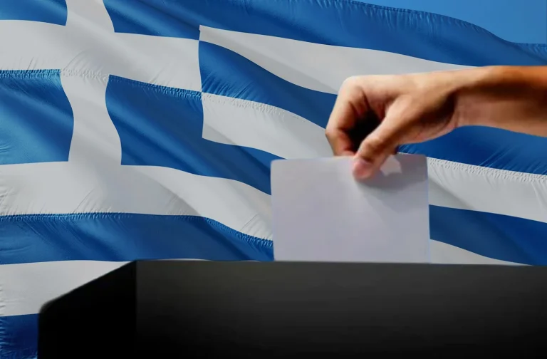 Ψήφος αποδήμων: Καταργούνται τα εμπόδια, όλοι οι Έλληνες θα μπορούν να μετέχουν στις εκλογές