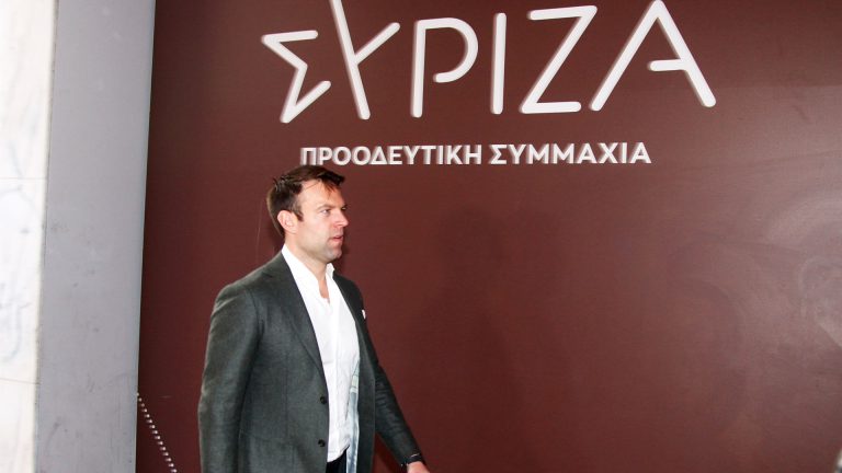 ΣΥΡΙΖΑ: Επεισοδιακή η Πολιτική Γραμματεία Αποχώρησε ο Κασσελάκης στην ομιλία Τεμπονέρα