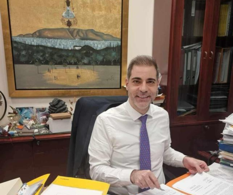 Αλίμος: Η Ανατολή του Αθλητισμού.                      Η ανέγερση του νέου Κλειστού Γηπέδου ξεκινά