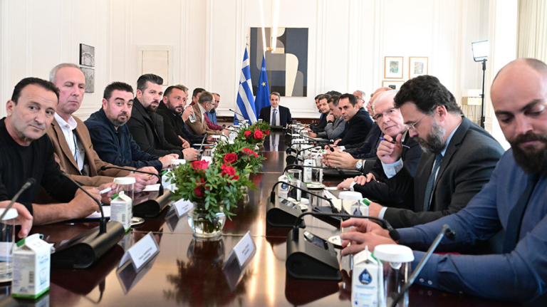 Μητσοτάκης: Φθηνότερο ρεύμα για όλους τους αγρότες για 2+8 χρόνια