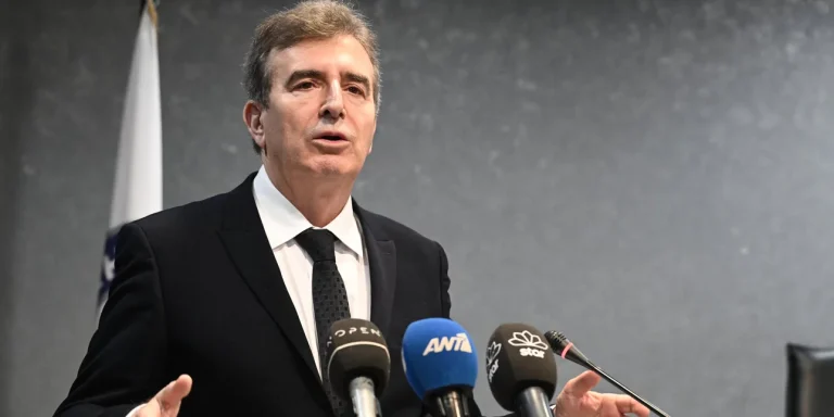 Χρυσοχοΐδης:  safe house σε κάθε περιοχή την ασφάλεια των γυναικών