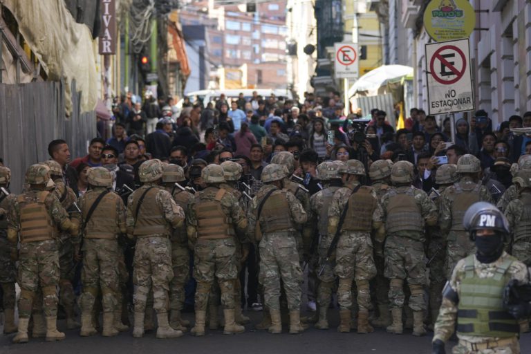 Η απόπειρα πραξικοπήματος που συντάραξε τη Βολιβία 