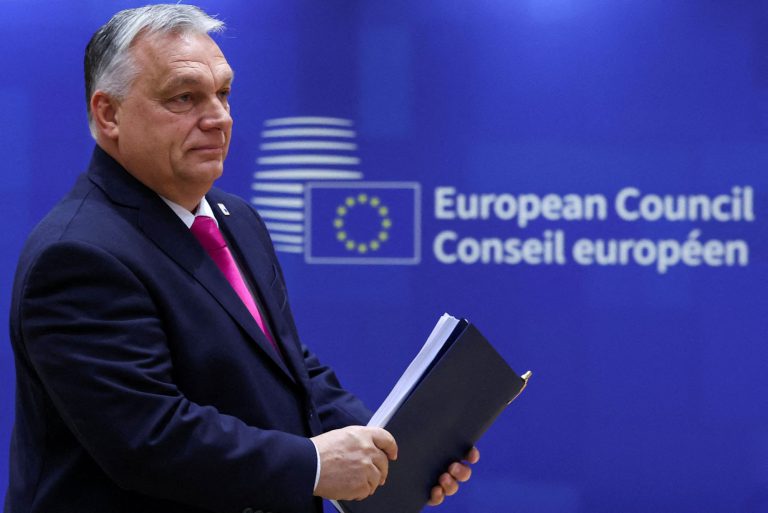 Ευρωεκλογές 2024: Συγκροτήθηκε η ομάδα του Όρμπαν – συμμετέχει και η Λατινοπούλου