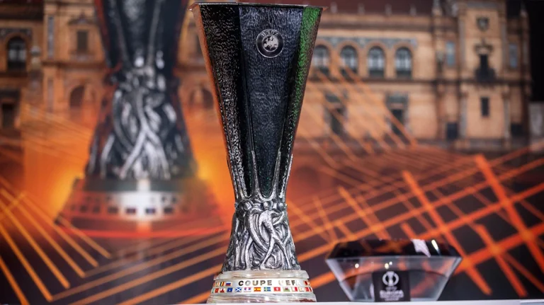 Europa League: Αυτοί είναι οι 8 αντίπαλοι για Ολυμπιακό και ΠΑΟΚ