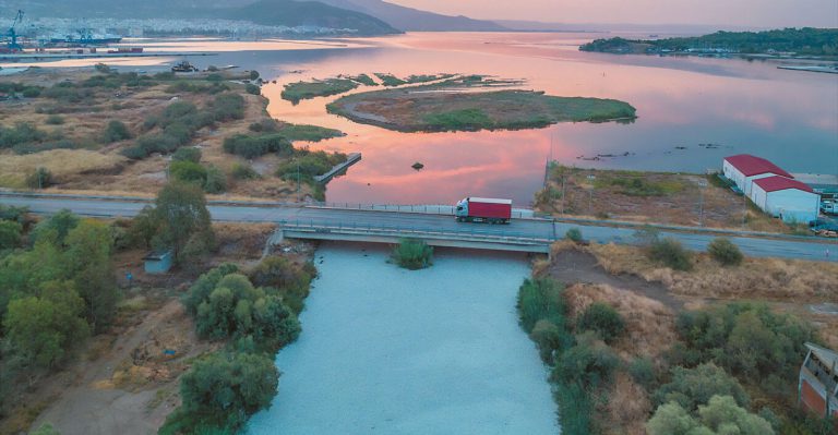 Παγασητικός: Γιατί πεθαίνουν τα ψάρια, η αποστράγγιση που δημιούργησε το τεράστιο πρόβλημα