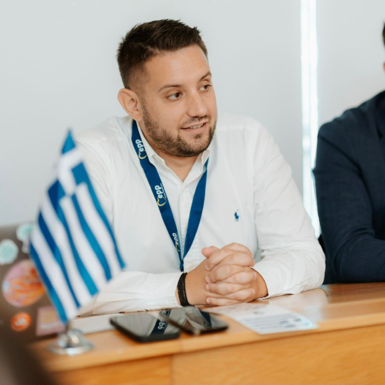 Ενωμένοι μπορούμε να χτίσουμε το μέλλον που ονειρευόμαστε