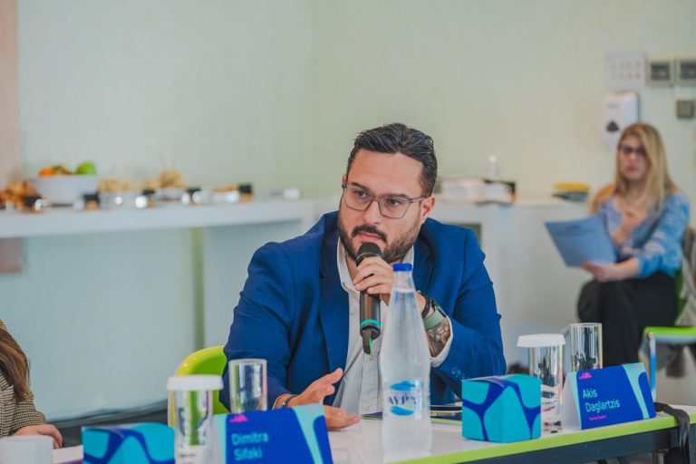 Εθνικό Συμβούλιο Νεολαίας: ο Ακης Δαγλαρτζης στην στρογγυλή τράπεζα Future project της Merck 