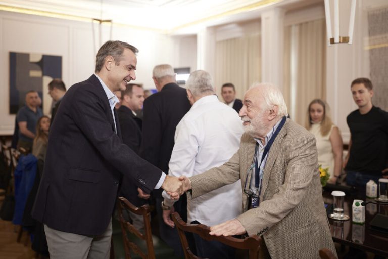 Το Δημόσιο αναλαμβάνει την αποκατάσταση της πολυκατοικίας στους Αμπελόκηπους