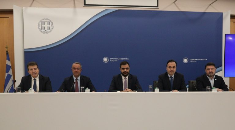 Κάμερες στους δρόμους για τροχαία: Οι παραβάσεις που θα καταγράφουν, πώς θα βεβαιώνονται οι κλήσεις