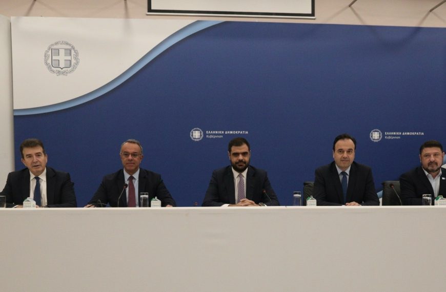 Κάμερες στους δρόμους για τροχαία: Οι παραβάσεις που θα καταγράφουν, πώς θα βεβαιώνονται οι κλήσεις