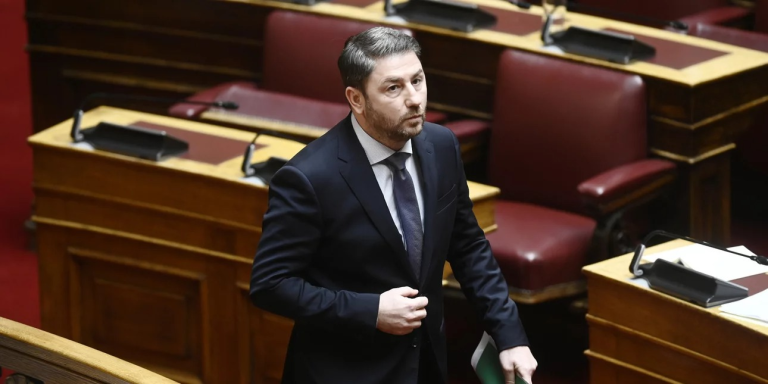 ΠΑΣΟΚ: Τα προνόμια τώρα που έγινε αξιωματική αντιπολίτευση