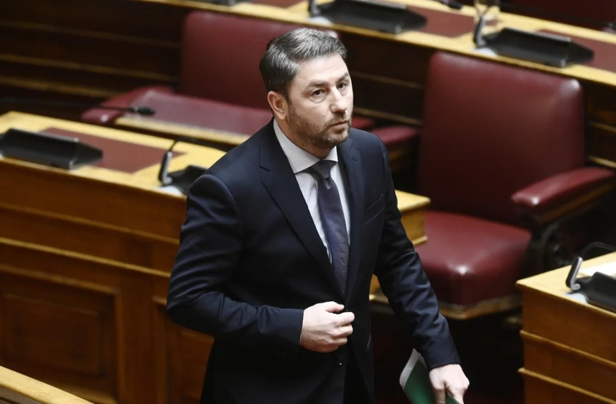 ΠΑΣΟΚ: Τα προνόμια τώρα που έγινε αξιωματική αντιπολίτευση