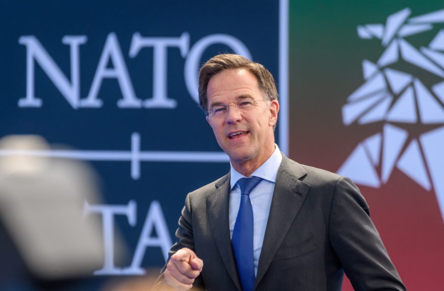 Καμπανάκι από τον ΓΓ του NATO για μεγάλο πόλεμο: Ξυπνήστε, δεν είμαστε έτοιμοι γι’ αυτό που έρχεται σε 4-5 χρόνια