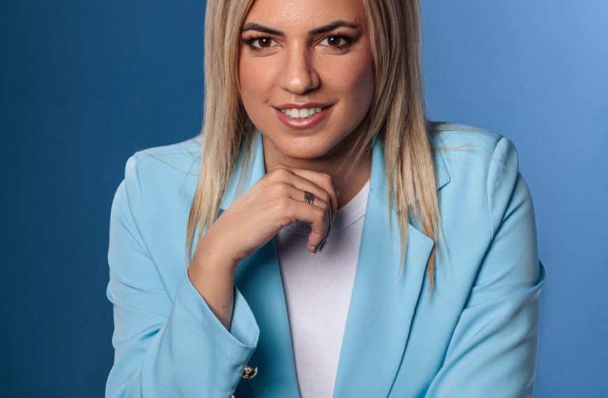 Άννα Καπνιά: Νέα Αντιδήμαρχος Οικονομικών του Δήμου Αγίων Αναργύρων-Καματερού