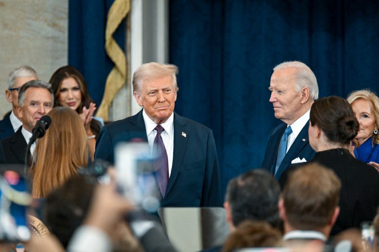 Donald Trump: Αυτά είναι τα διατάγματα που υπέγραψε 