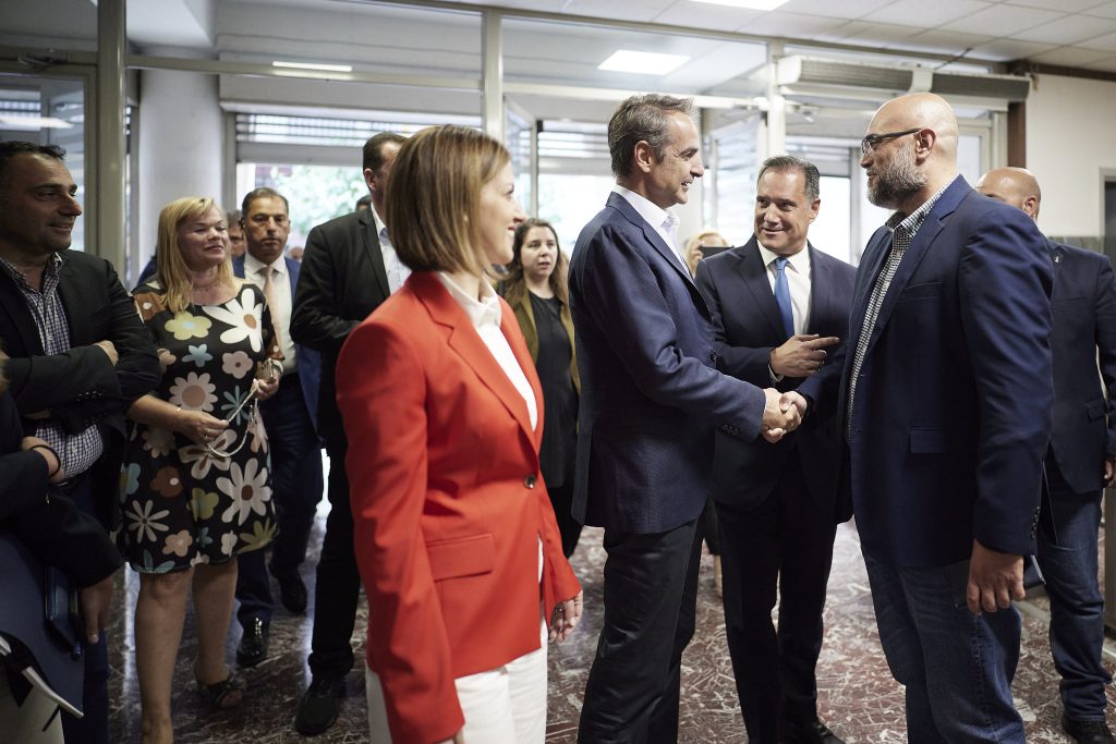 Το πριν και το μετά του Κέντρου Υγείας στα Μέγαρα που εγκαινίασε ο Μητσοτάκης