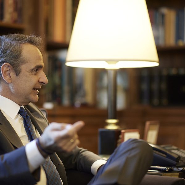 Η Ελλάδα επιστρέφει στο προσκήνιο: Συνέντευξη Μητσοτάκη στο CNBC