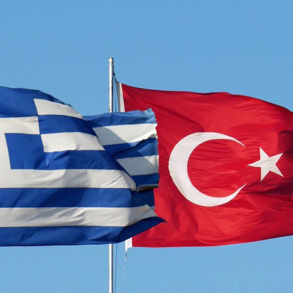 Η συμμετοχή της Τουρκίας στο Ευρωπαϊκό πρόγραμμα εξοπλισμών περνά από την Αθήνα