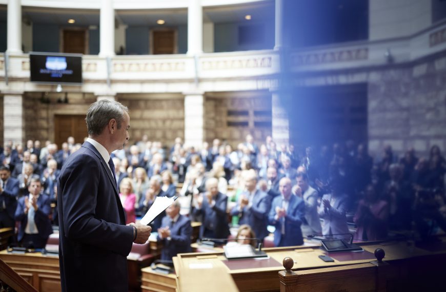 Μητσοτάκης: Κάνουμε πράξη τις πατριωτικές ελαφρύνσεις ενώ άλλοι μιλούν για πατριωτικούς φόρους