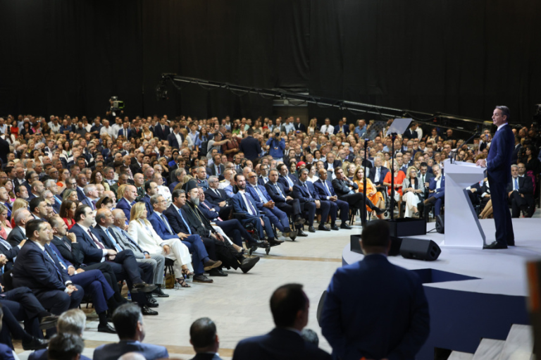 Φορολογική επανάσταση Μητσοτάκη από την ΔΕΘ
