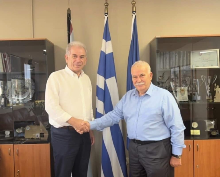 Ενισχύοντας τη συνεργασία Δήμου και Περιφέρειας – Η επίσκεψη του Αντιπεριφερειάρχη Δυτικού Τομέα στο Δημαρχείο Αιγάλεω