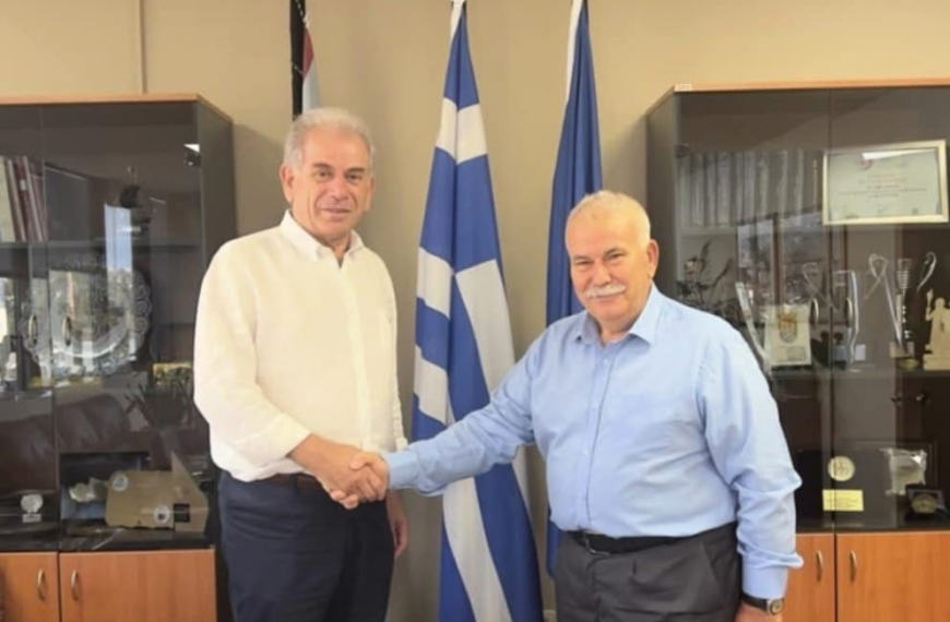 Ενισχύοντας τη συνεργασία Δήμου και Περιφέρειας – Η επίσκεψη του Αντιπεριφερειάρχη Δυτικού Τομέα στο Δημαρχείο Αιγάλεω