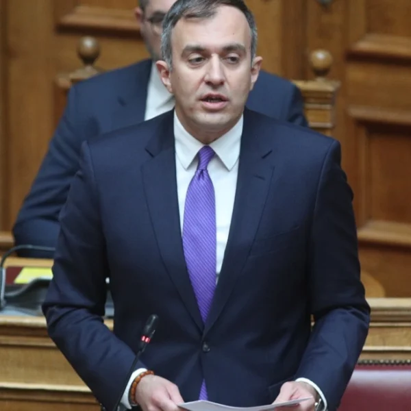 Χατζηβασιλείου: Η Άγκυρα αντιλαμβάνεται το μήνυμα Μητσοτάκη πως casus belli και γκρίζες ζώνες είναι ασύμβατα με το SAFE