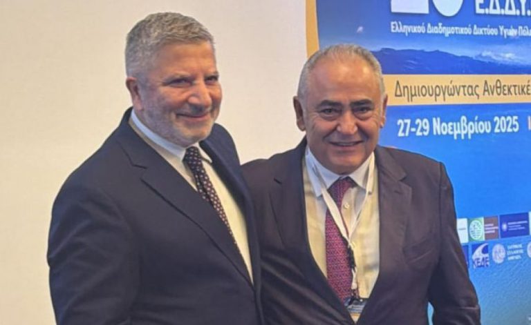 Η βράβευση Χατζηθεοδοσίου από τον Πατούλη στα Ιωάννινα: Ένα μήνυμα για την επόμενη ημέρα της ελληνικής οικονομίας
