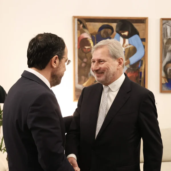 Χριστοδουλίδης σε Χαν: Χάσαμε 2,5 χρόνια, η ΕΕ μπορεί να ανοίξει τον δρόμο για λύση