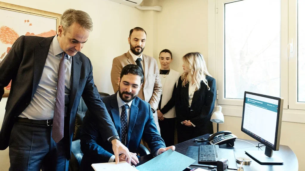 Βίντεο Μητσοτάκη για τον ψηφιακό δικαστικό φάκελο: Μια εργασία δύο ημερών γίνεται πλέον σε 10 λεπτά βίντεο