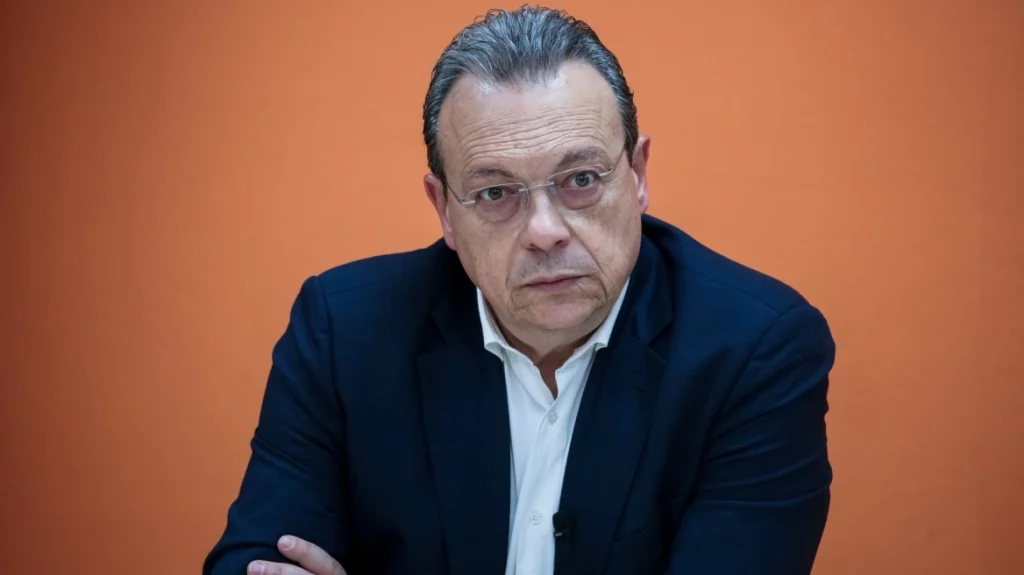 Κοινό νομοσχέδιο ΣΥΡΙΖΑ, ΠΑΣΟΚ και Νέας Αριστεράς προτείνει ο Φάμελλος για το αγροτικό συριζα κοινο νεα αριστερα