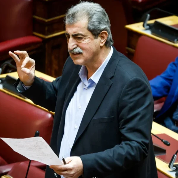 Την άρση της ασυλίας του Πολάκη προτείνει η Επιτροπή Δεοντολογίας της Βουλής