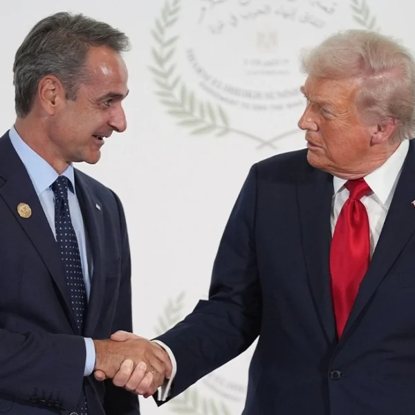 Ο Ντόναλντ Τραμπ προσκάλεσε τον Μητσοτάκη στο Συμβούλιο Ειρήνης για τη Γάζα τον Φεβρουάριο