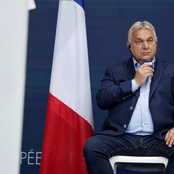 Από την ηγεμονία στην πτώση: Οι δομικοί παράγοντες της εκλογικής ήττας του Όρμπαν