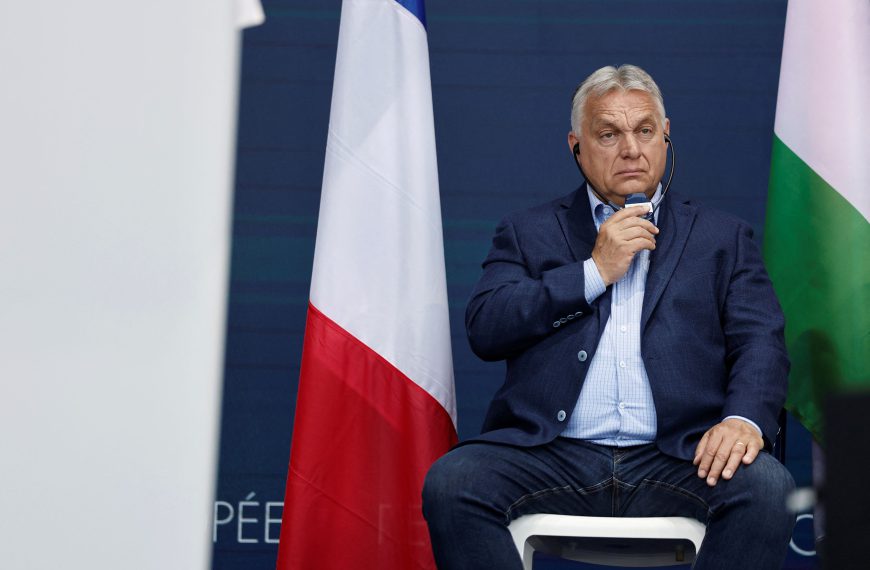 Από την ηγεμονία στην πτώση: Οι δομικοί παράγοντες της εκλογικής ήττας του Όρμπαν