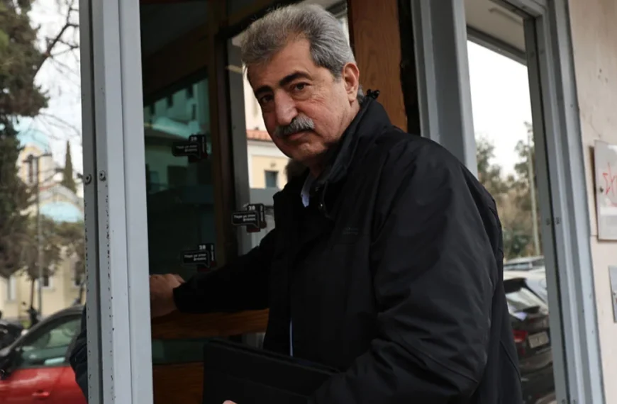 φάμελλος πολάκη