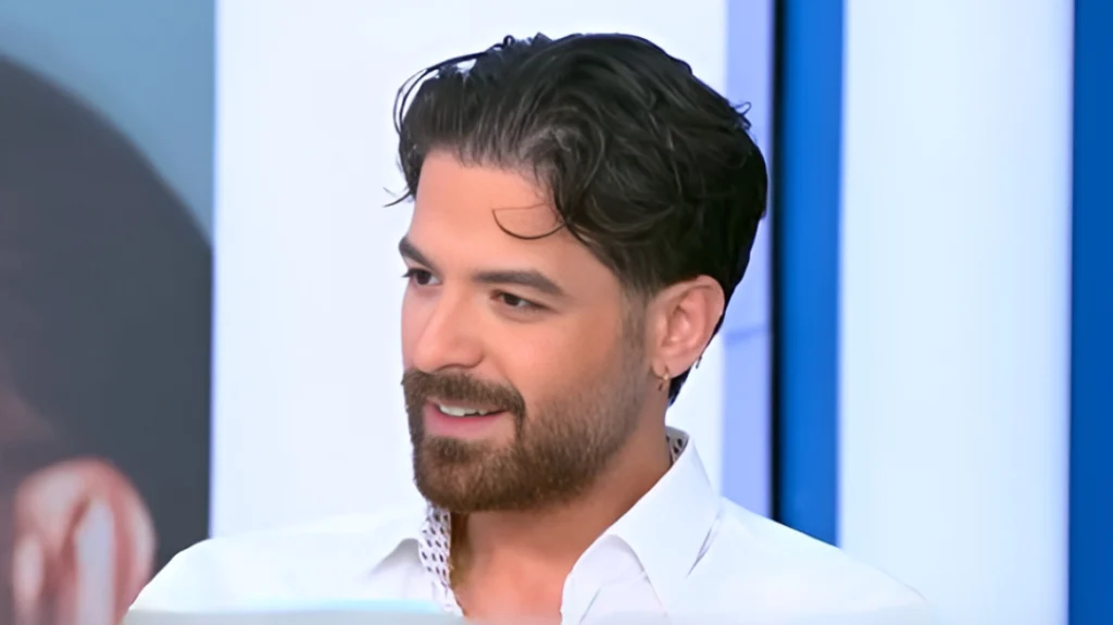 Πέντε επεμβάσεις στο χέρι και δύο στο μάτι έκανε ο Άρης Μουγκοπέτρος μέσα σε 11 μήνες από το ατύχημά του και όπως αποκάλυψε, το δεξί του μάτι πλέον βλέπει κατά 15%.