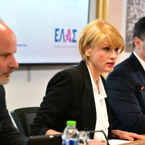 ΕΛΑΣ: Μνημείο ανακριβειών ο επταετής απολογισμός της κυβέρνησης Μητσοτάκη