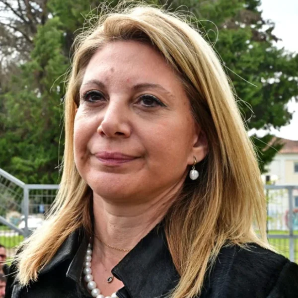 Η Μαρία Καρυστιανού ζητά τη δημοσιοποίηση του βίντεο της συνομιλίας του Θάνου Ντόκου με τους χάκερ