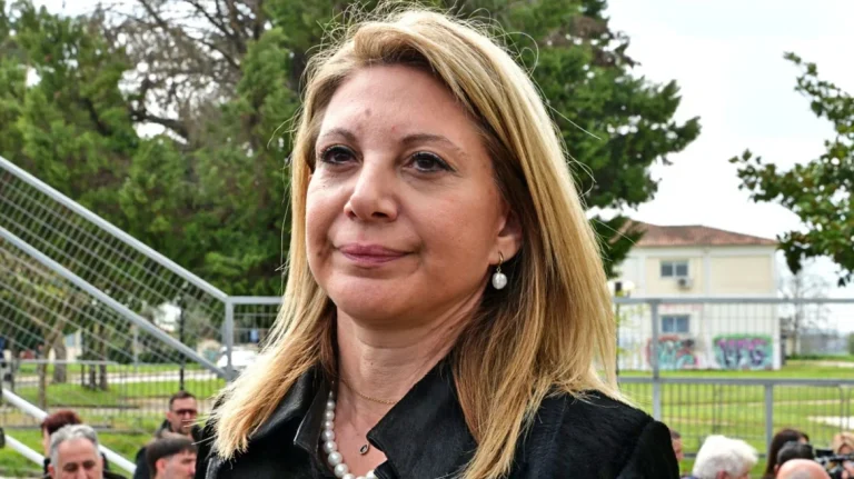 καρυστιανού