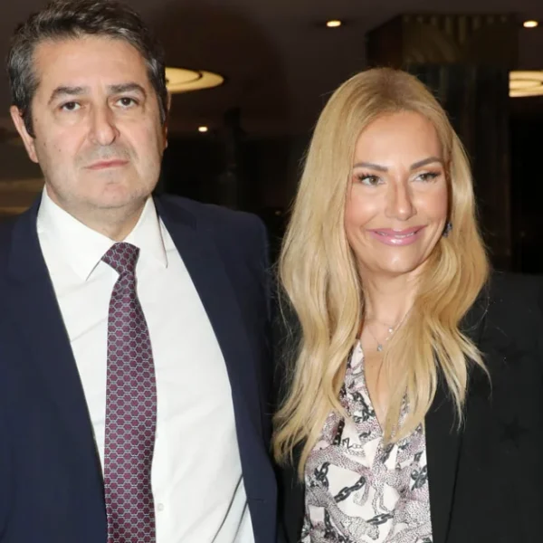 Σε μια βαθιά ανθρώπινη, αλλά και με πολιτικά μηνύματα συνέντευξη, ο υφυπουργός παρά τω πρωθυπουργώ Γιώργος Μυλωνάκης μιλά για πρώτη φορά μετά τη σοβαρή περιπέτεια υγείας που αντιμετώπισε.
