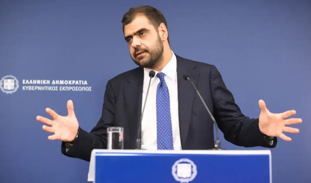 “Καρφιά” Μαρινάκη κατά Σαμαρά: Αντί να κάνει βίντεο για τη μαύρη επέτειο του δημοψηφίσματος, κάνει εναντίον της ΝΔ μαρινάκη
