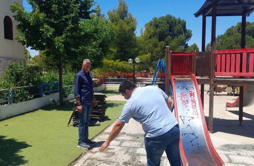 Ηλίας Αποστολόπουλος: Εργασίες συντήρησης και αναβάθμισης στις παιδικές χαρές του Δήμου Παπάγου-Χολαργού