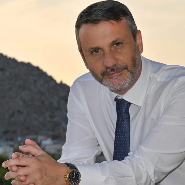 Γιώργος Παναγόπουλος: Συνεχίζεται η «μάχη» για μια καθαρή Σαλαμίνα: Παρεμβάσεις σε Ρέστη, Ηλιακτή και Ξένο