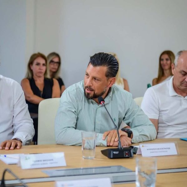 Ψυρρόπουλος: Η Ηλιούπολη στους 13 Δήμους των «Πράσινων Ανασών»: Βιοκλιματική ανάπλαση για το πάρκο Χαλικάκι
