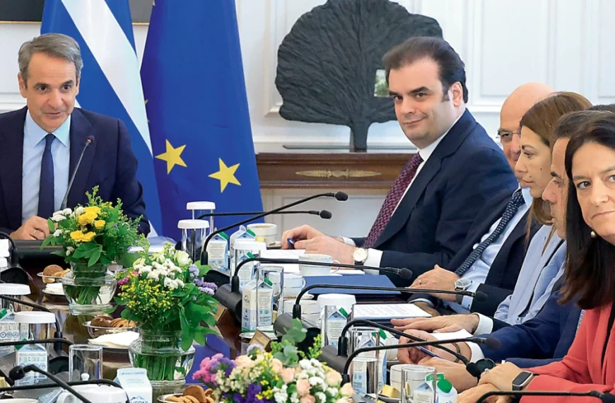 ΔΕΘ 2026: Το σχέδιο για την ανάκτηση της «χαμένης ψήφου»: Ελεύθεροι επαγγελματίες, αγρότες, μισθωτοί και συνταξιούχοι στο επίκεντρο